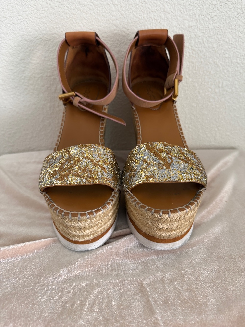 See By Chloé Tan Espadrille Wedge Sandals with Multi Gold Glitter w/Strap size 8